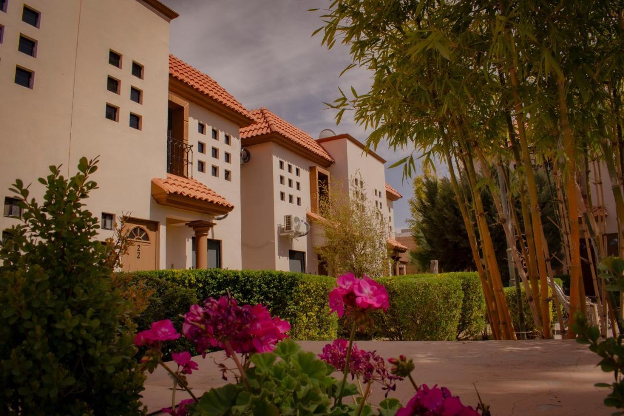 Suites Cervantes ชิฮวาฮวา ภายนอก รูปภาพ