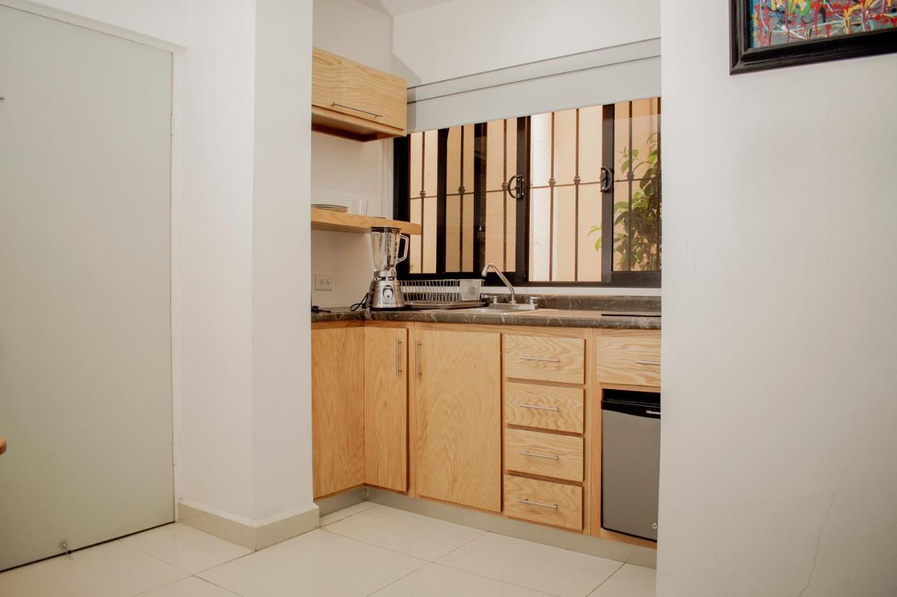 Suites Cervantes ชิฮวาฮวา ภายนอก รูปภาพ