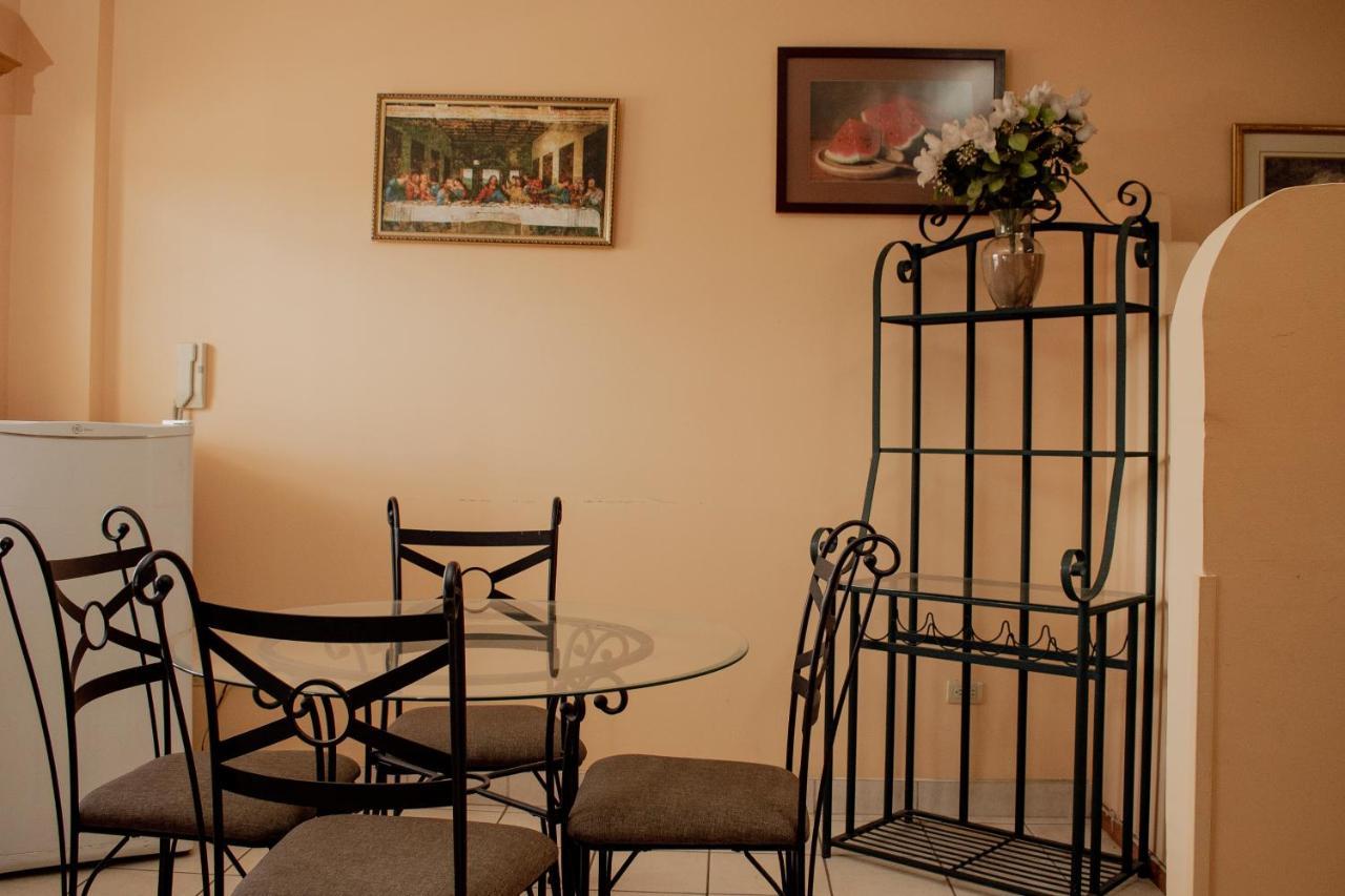 Suites Cervantes ชิฮวาฮวา ภายนอก รูปภาพ